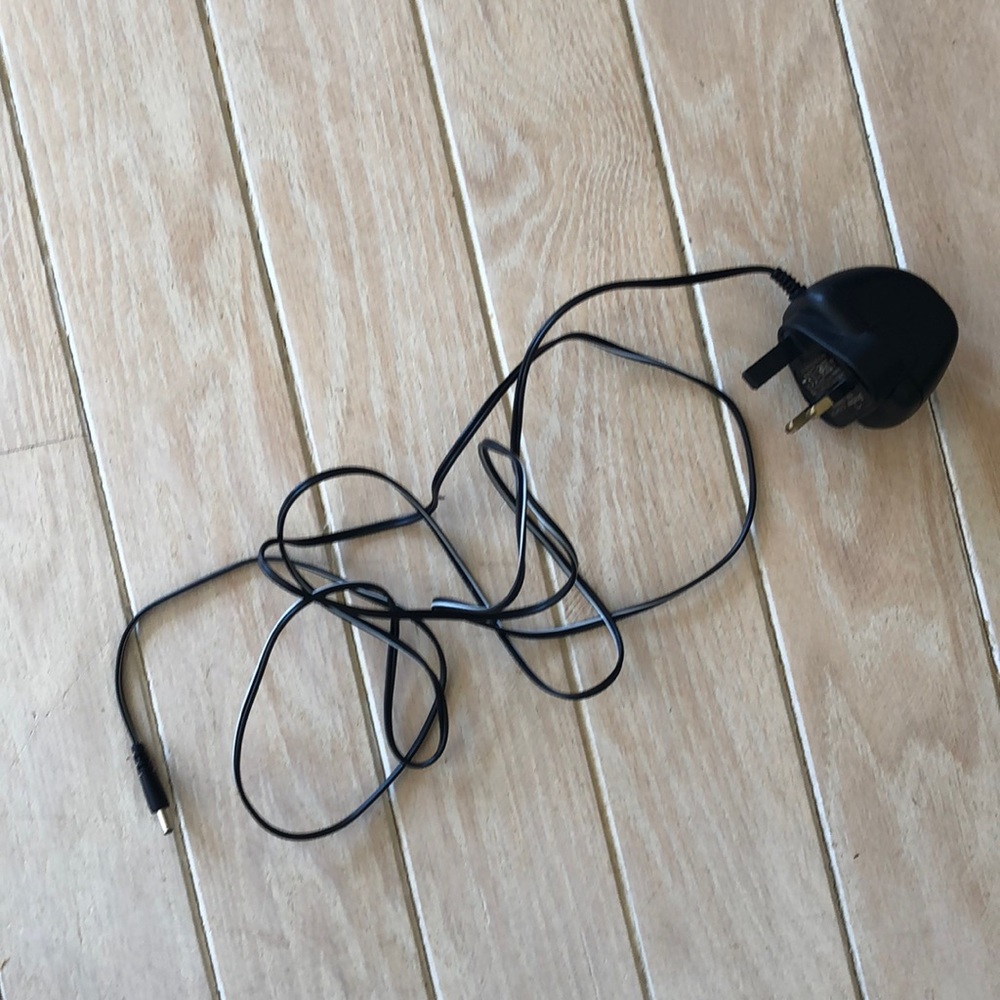 Binatone AC adaptor